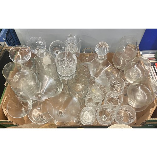 282 - TWO CARTONS CONTAINING VARIOUS GLASSWARE INCLUDING DECANTERS, BLUE AND WHITE PLATES