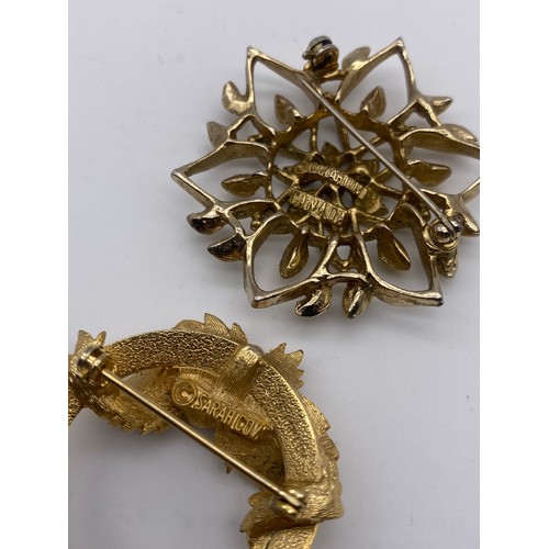 464 - SELECTION OF SARAH COVENTRY JEWELLERY INC. BROOCHES, BRACELET AND CLIP ON EARRINGS