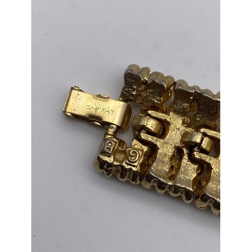 464 - SELECTION OF SARAH COVENTRY JEWELLERY INC. BROOCHES, BRACELET AND CLIP ON EARRINGS