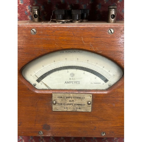 351 - UNIVERSAL AVOMETER AND AMPERE METER