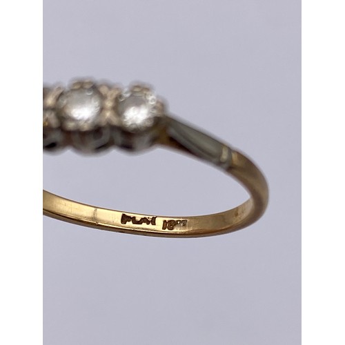 525 - 18CT AND PLAT THREE STONE DIAMOND RING 2.4G APPROX