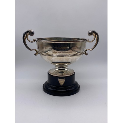 417 - WALKER AND HALL TWIN HANDLED ELECTRO PLATED PRESENTATION TROPHY ON SOCLE