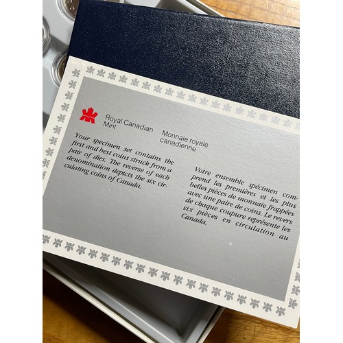 575 - BOXED ROYAL CANADIAN MINT SPECIMEN PROOF SET