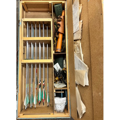 431 - ARCHERY BOW AND BOX OF ARROWS
