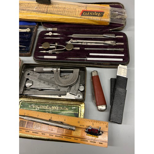 393 - BOX CONTAINING VARIOUS RULERS, PATH FINDER COMPASS, VINTAGE TECHNICAL DRAWING SET