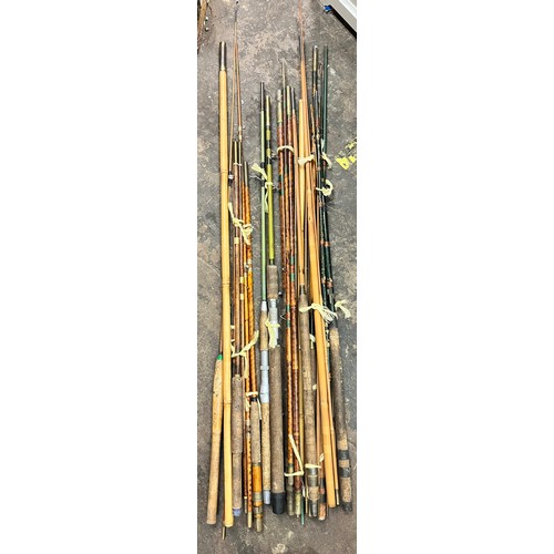 337 - SELECTION OF VINTAGE SPLIT CANE AND GLASS FISHING RODS, UMBRELLA, POLES AND STICKS