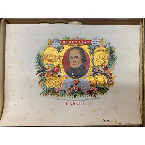 392 - BOX CONTAINING TEN HENRY CLAY SUPREMOS CIGARS