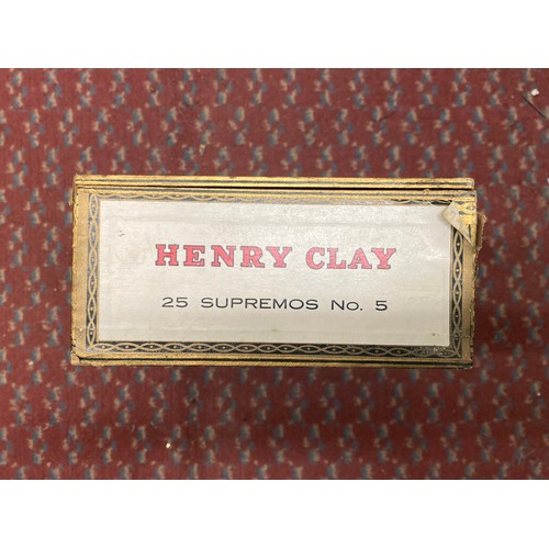 392 - BOX CONTAINING TEN HENRY CLAY SUPREMOS CIGARS