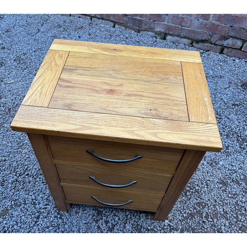 6 - LIGHT OAK THREE DRAWER CHEST