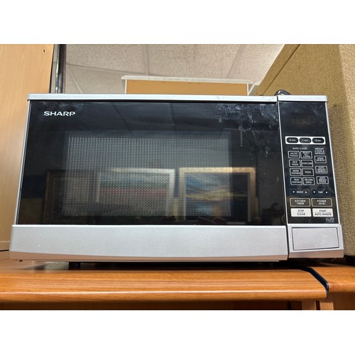 77 - SHARP MICROWAVE OVEN