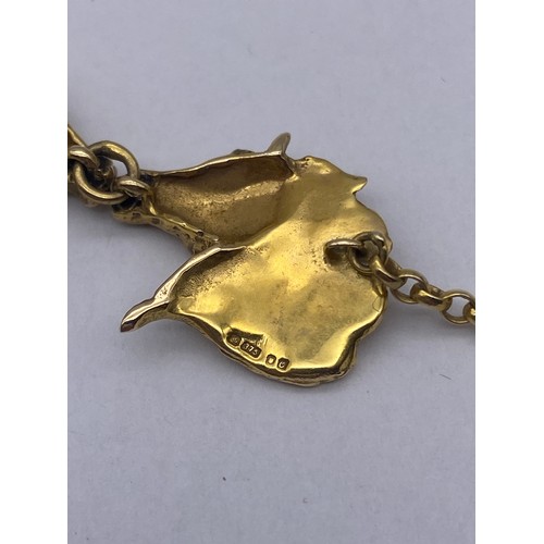 436 - 9CT GOLD TWIN HORSE HEAD PENDANT ON 9CT GOLD CHAIN 10.4G APPROX