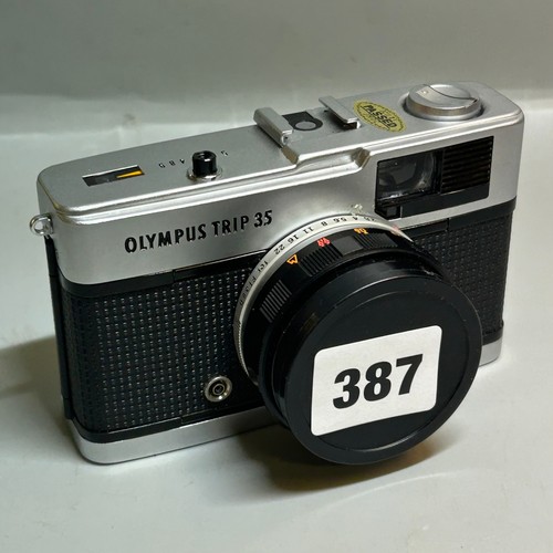 387 - AGFA AND OLYMPUS TRIP 35M CAMERAS