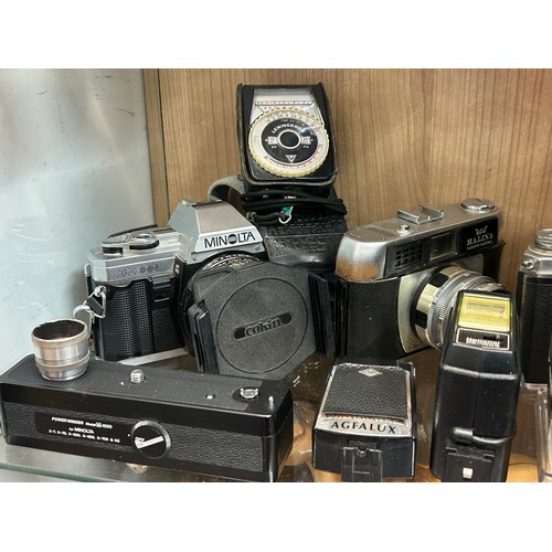 394 - MINOLTA X300 35M CAMERA, VINTAGE FLASH METER, FILTERS, HANIMEX LENS AND OTHER CAMERAS