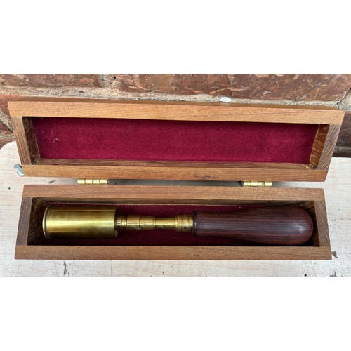 571 - BOXED RICHARDS STYLE BRASS AND ROSEWOOD SHOTGUN CHAMBER BRUSH AND COVER