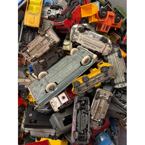 507 - LARGE CRATE OF DIECAST PLAYWORN CARS AND OTHER VEHICLES