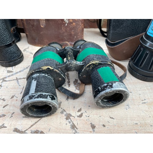 532 - - 8X40 FIELD BINOCULARS IN CASE, VINTAGE BINOCULARS, AND COMMODORE 10X50 BINOCULARS