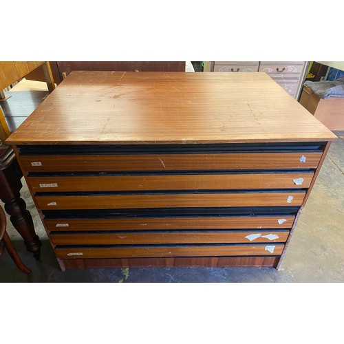 Lot 2         