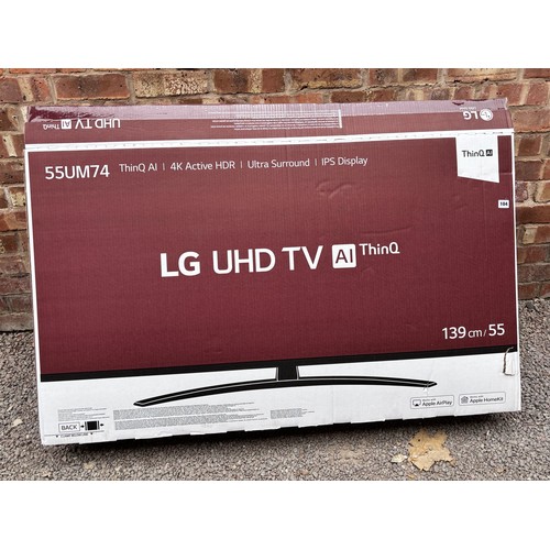 104 - BOXED LG 55