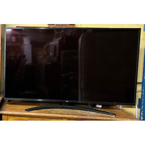 81 - LG TELEVISION