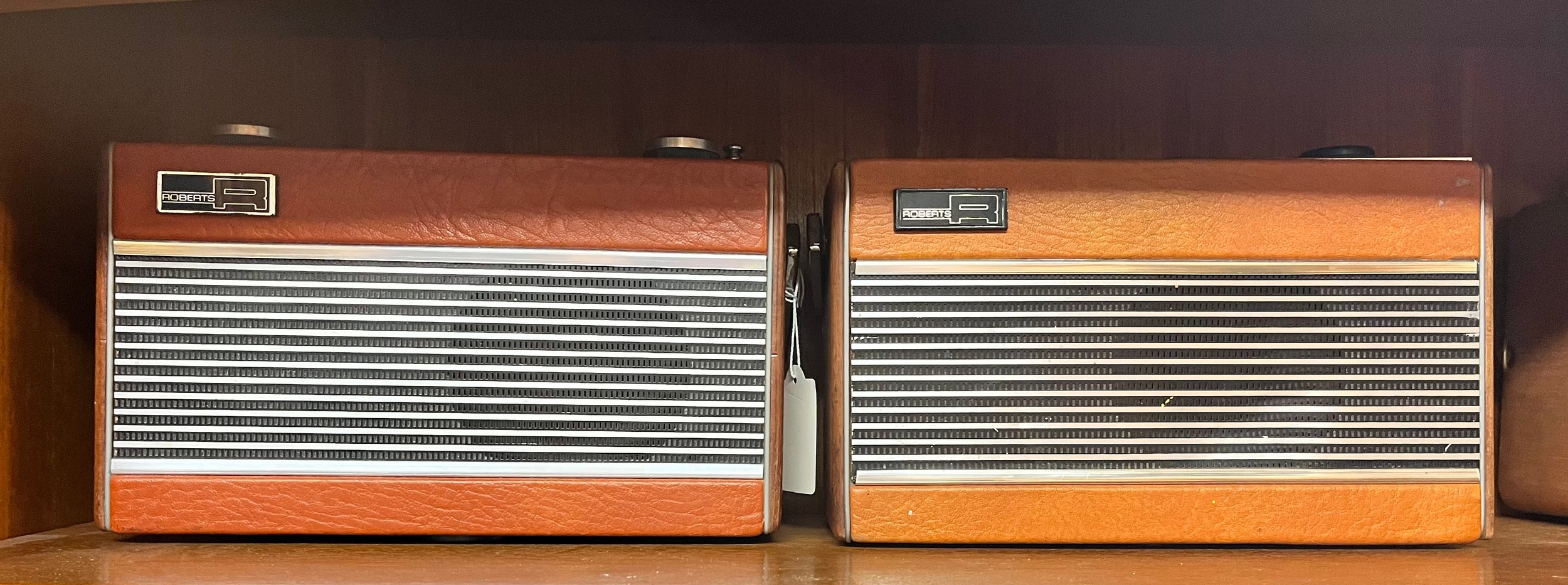 ROBERTS R23 AND R25 RADIOS