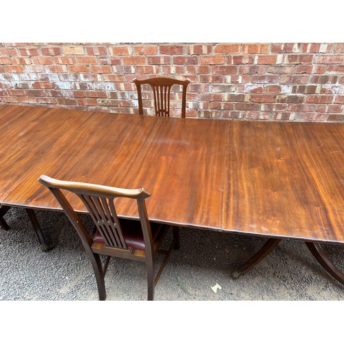 20 - REGENCY STYLE MAHOGANY EXTENDING DINING TABLE WITH TWO LEAVES AND FOUR GEORGIAN DESIGN CHAIRS