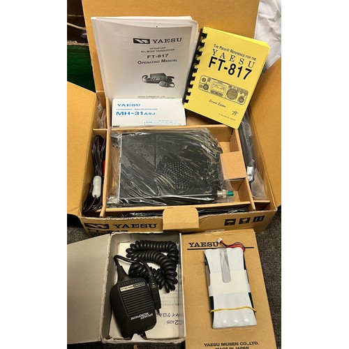 380 - BOXED YAESU HF VHF ULTRAPACK TRANSCEIVER, YAESU SPEAKER MICROPHONE, PLUS A SCREEN FOR A BATTERY COMP...