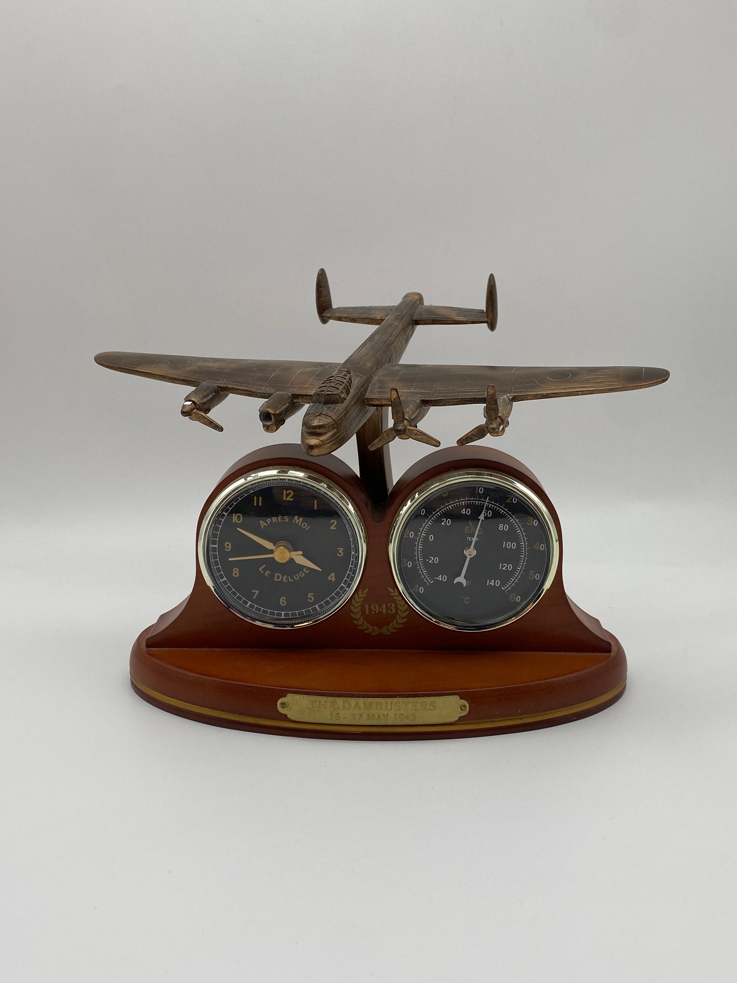 BRADFORD EXCHANGE THE DAMBUSTERS DESK CLOCK (PROPELLERS A/F)