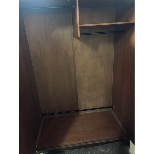 34 - STAG MINSTREL DOUBLE WARDROBE, KNEEHOLE DRESSING TABLE AND STOOL