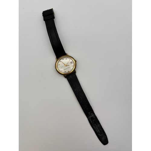 773 - VINTAGE ZODIAC SENATOR HERMOTIC AUTOMATIC WRISTWATCH ON LEATHER STRAP