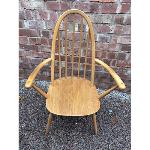 100A - ERCOL 513 BLONDE ELM RECTANGULAR DINING TABLE AND SIX HOOP BACK CHAIRS.