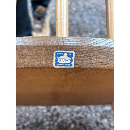 100A - ERCOL 513 BLONDE ELM RECTANGULAR DINING TABLE AND SIX HOOP BACK CHAIRS.