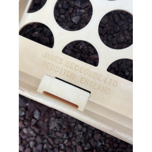 26 - TWO 1970S JAMES SECCOMBE JS SERIES SINGLE PLASTIC FASHION  BEDS