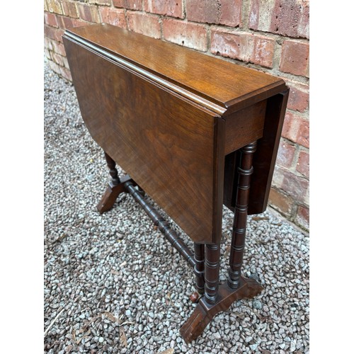 42 - MAHOGANY SUTHERLAND DROP LEAF TABLE