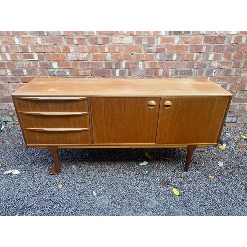 135 - MCINTOSH DUNVEGAN TEAK SIDEBOARD
