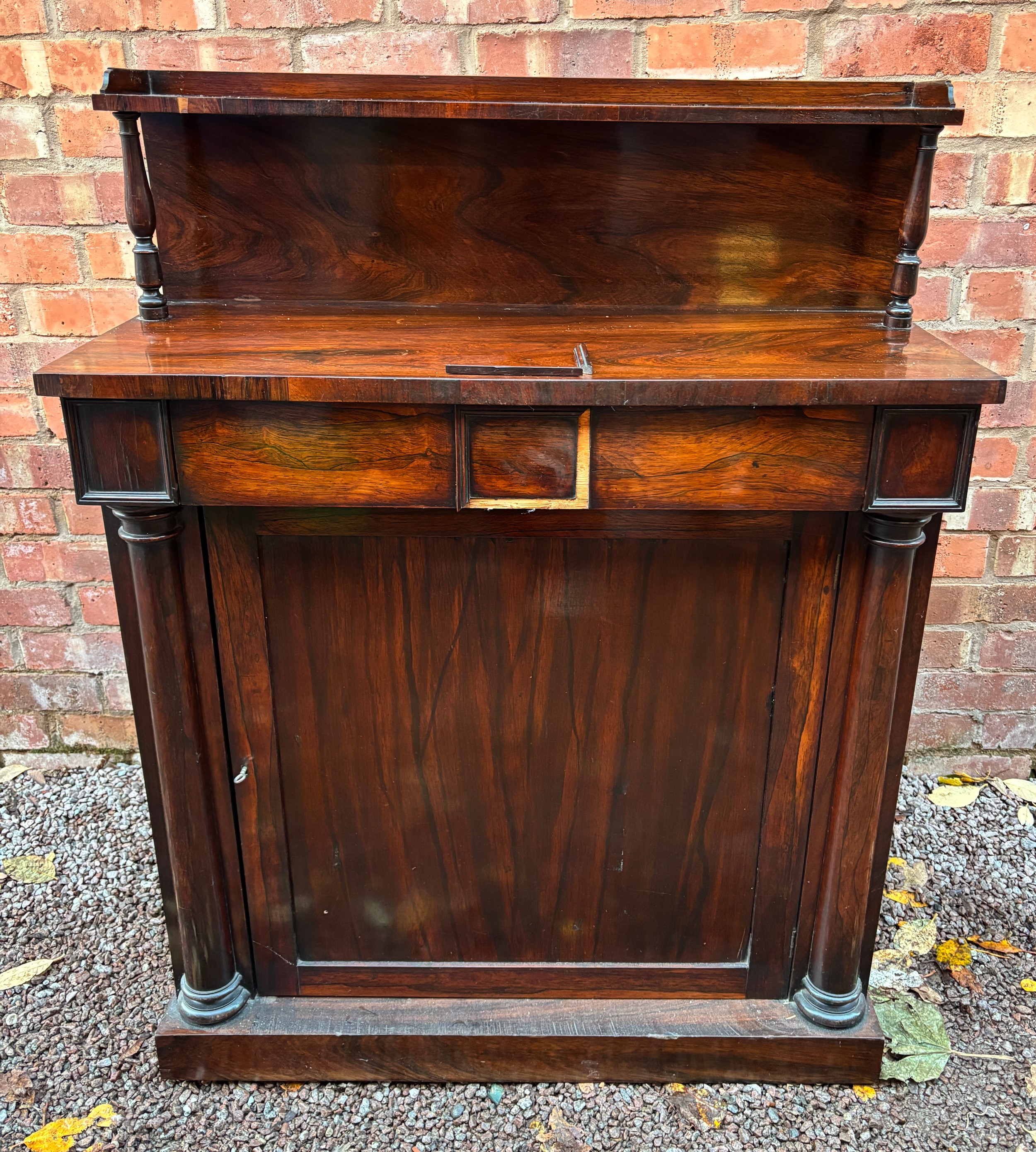 REGENCY ROSEWOOD CHIFFONIER (BEADING IN DRAWER)