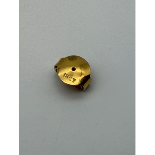 544 - DOUBLE STRAND SIMULATED PEARL NECKLACE WITH 18K STAMPED CLASP, SINGLE STRAND BRACELET WITH CLASP STA... 