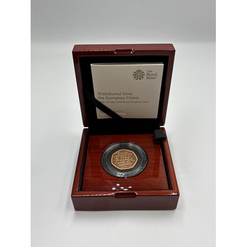 567 - CASED ROYAL MINT WITHDRAWAL FROM THE EUROPEAN UNION 2020 UK 50P GOLD PROOF PIEDFORT COIN