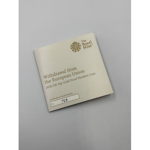 567 - CASED ROYAL MINT WITHDRAWAL FROM THE EUROPEAN UNION 2020 UK 50P GOLD PROOF PIEDFORT COIN