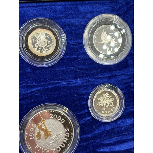 566 - CASED ROYAL MINT UNITED KINGDOM MILLENIUM SILVER COLLECTION