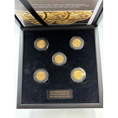 572 - CASED WWI 1914-1918 GOLD PROOF SOVEREIGN SET (5 COINS)