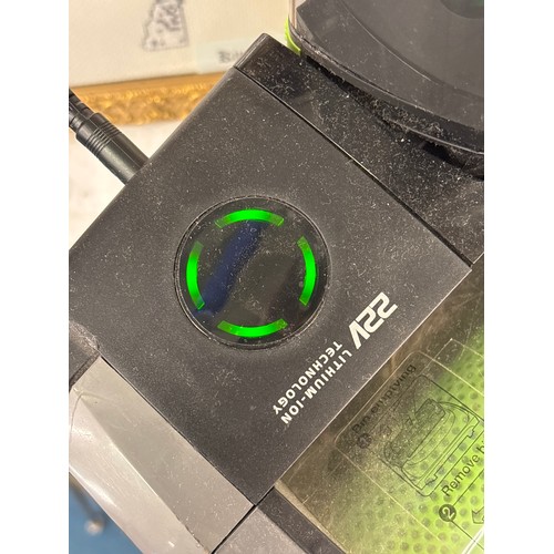 28 - G TECH RAM CLEANER AND HANDHOLD GTECH