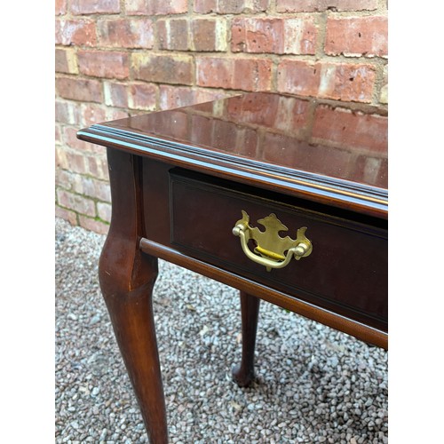 68 - MAHOGANY SIDE TABLE FITTED WITH THREE FRIEZE DRAWERS ON CABRIOLE LEGS