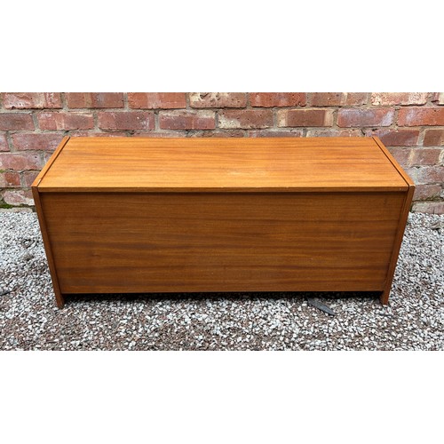 79 - TEAK OTTOMAN BOX