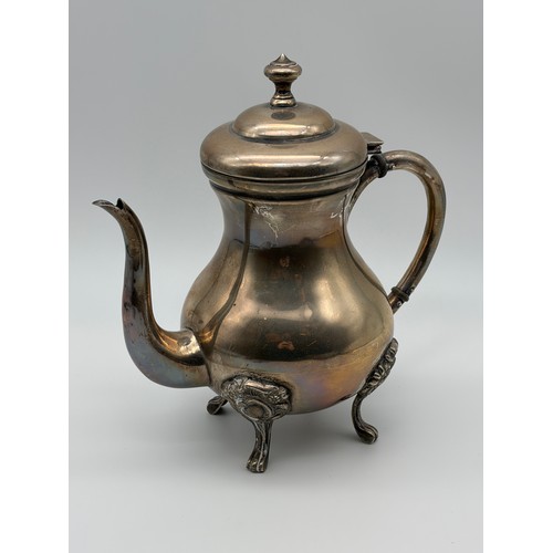 555 - FLORENTINA BOGART 900 SILVER THREE PIECE TEA SERVICE ON TWIN HANDLED TRAY 60OZ APPROX