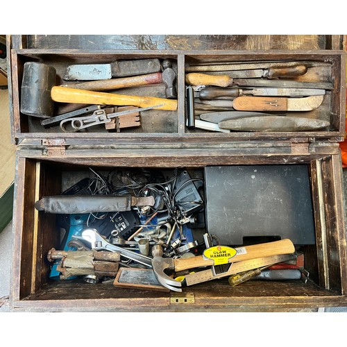 PINE TOOL TRUNK OF VARIOUS TOOLS