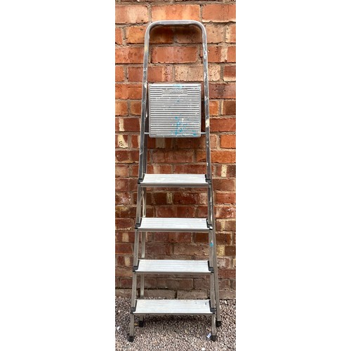 BELDRAY ALUMINIUM STEP LADDERS