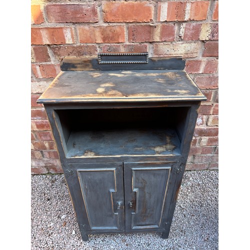 91 - GREY WASH PAINTED CUPBOARD
