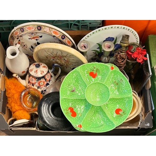 675 - SELECTION CERAMICS , METAL WARE AND SERVING DISH