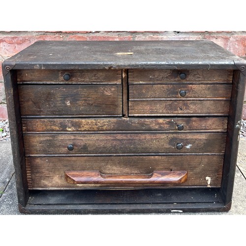 437 - ENGINEERS STYLE MULTI DRAWER TOOL CHEST