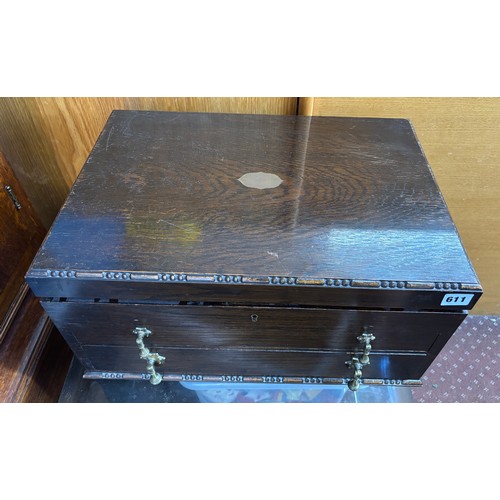 611 - OAK CASED TWO DRAWER QUALITY EPNS ARTHUR PRICE CANTEEN OF CULERY